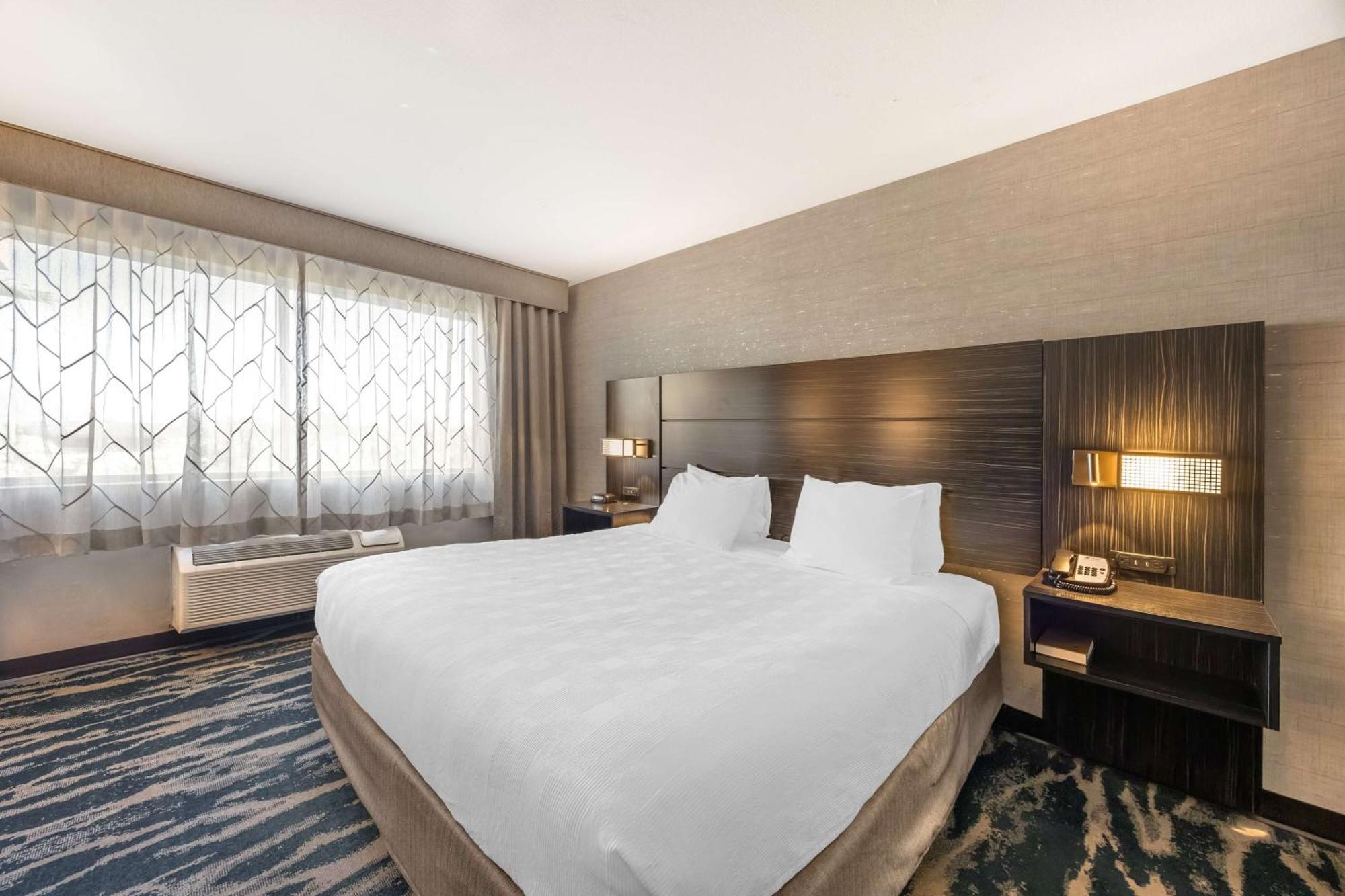 Best Western Plus North Inn&suites Hotel Las Vegas
