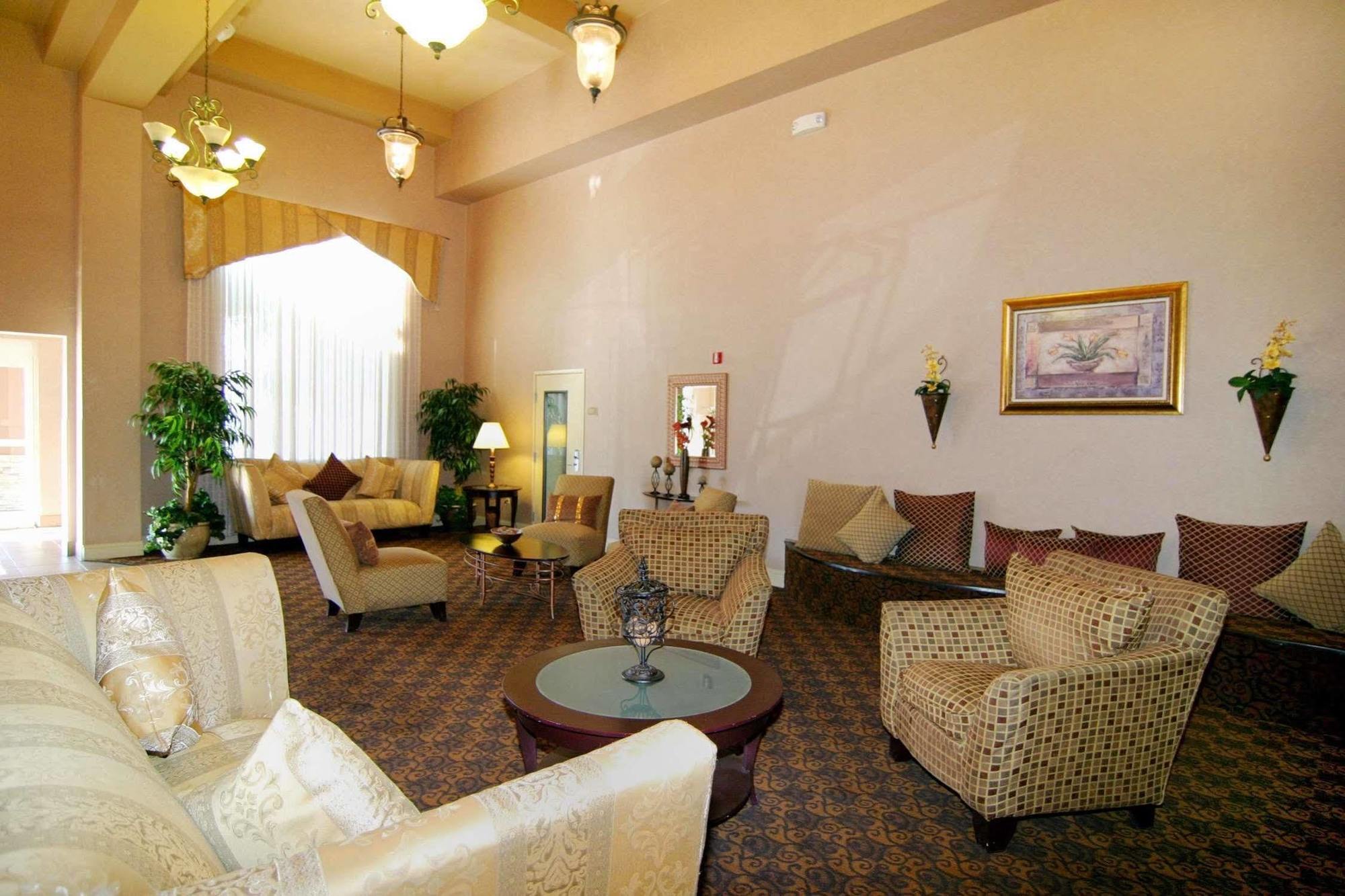Best Western Plus North Inn&suites Hotel 3*